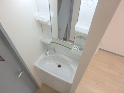 【洗面所】 | ピア門戸 | 洗面台です