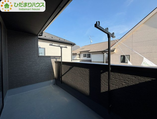 野田市野田4期　新築戸建　1号棟のバルコニー|広々としたバルコニー。お洗濯物もぜーんぶ干せちゃいます！！	