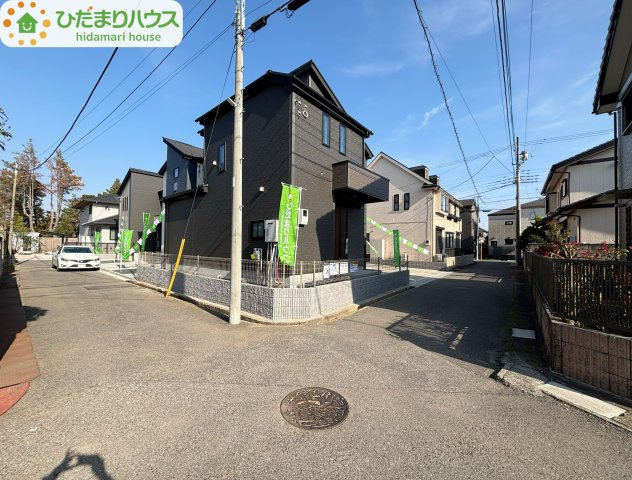 野田市野田4期　新築戸建　1号棟の前面道路含む現地写真|北西側約3.95ｍ公道・南西側約3.78公道