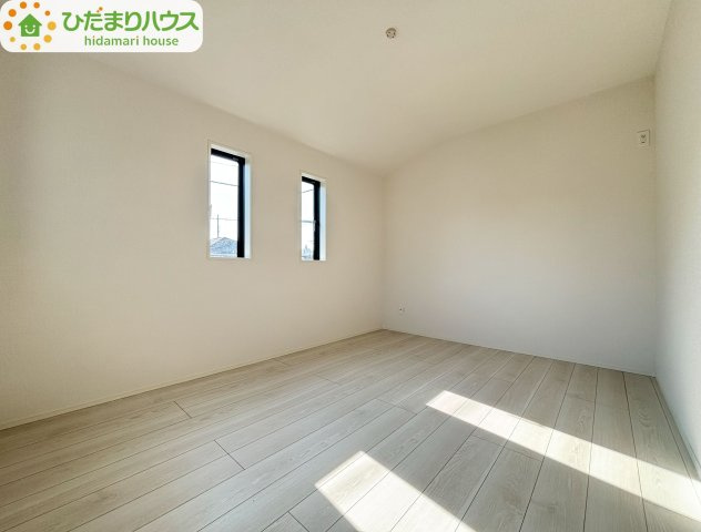 野田市野田4期　新築戸建　1号棟の洋室|机にベットを置けば子供部屋の完成です！				
