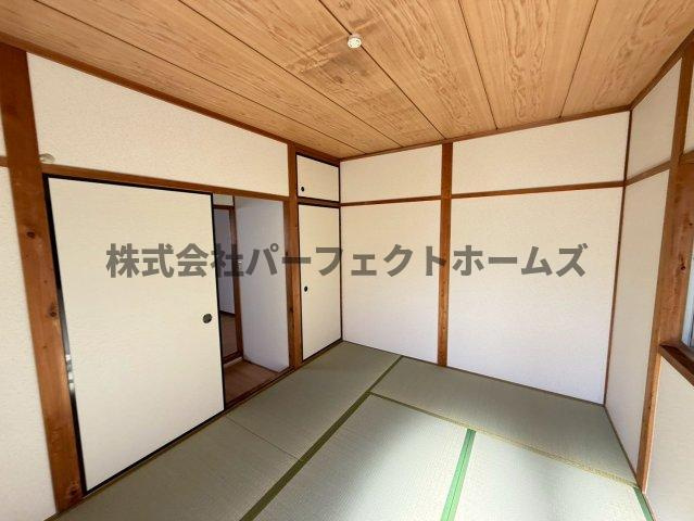 池田3丁目戸建　賃貸の和室|和室、ちょっとしたくつろぎスペースにいかがでしょうか