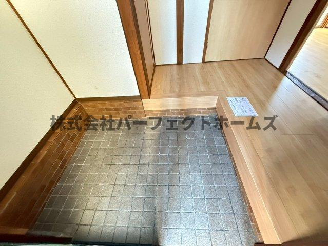 池田3丁目戸建　賃貸の玄関|シンプルで使いやすい玄関です