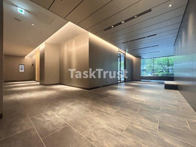 【ロビー】 | RJR堺筋本町タワー