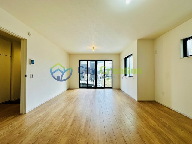 秦野市尾尻2期　新築一戸建て　1号棟の洋室