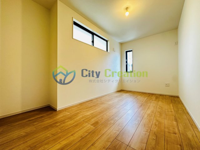 秦野市尾尻2期　新築一戸建て　1号棟の洋室