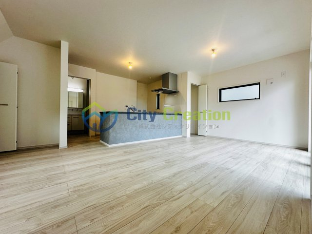 秦野市尾尻2期　新築一戸建て　1号棟の居間・リビング