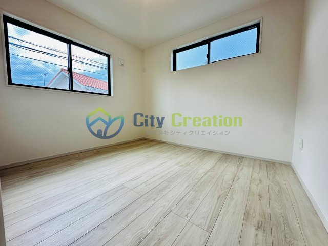 秦野市尾尻2期　新築一戸建て　1号棟の洋室