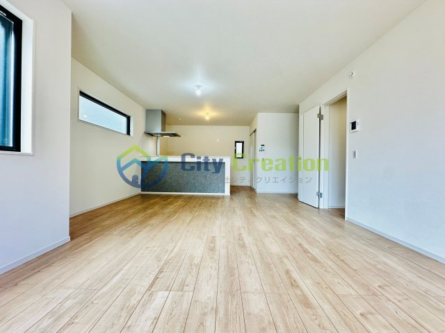 秦野市尾尻2期　新築一戸建て　1号棟の居間・リビング