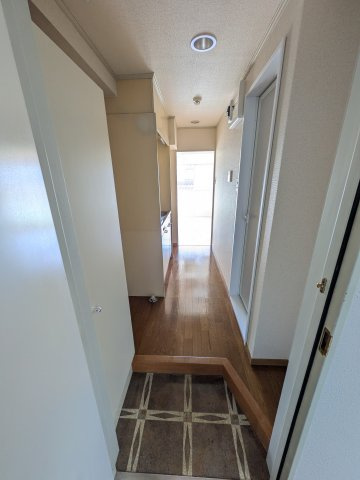 グリーンハイツ麻生の玄関