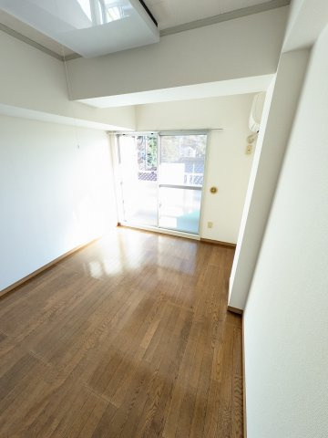 グリーンハイツ麻生の寝室