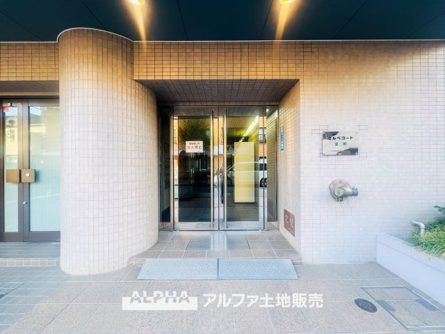 セルベコート立川のエントランス|【Auto lock】
◆オートロック◆不要なセールスや不審者をシャットアウトし静かで快適なシステムは私達に恙ないライフスタイルを与えてくれます。
【House of the Sun】
