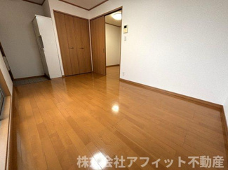 【居間・リビング】 | オリーブコート古野上 | 洋室6.7帖