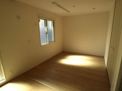 【洋室】 | Lake Side Yamaki