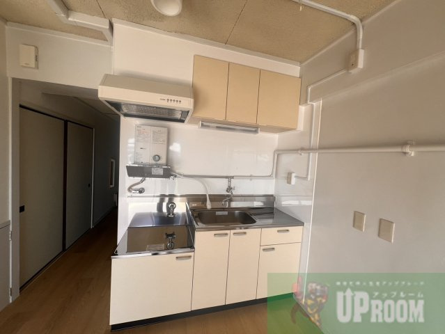 松河戸住宅のキッチン