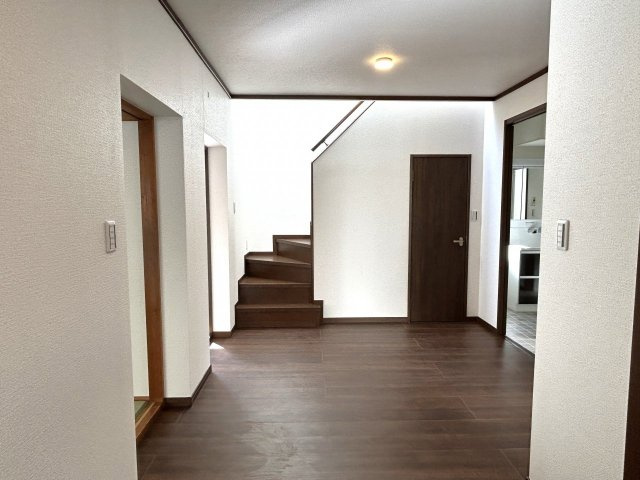 塩川　中古住宅の玄関