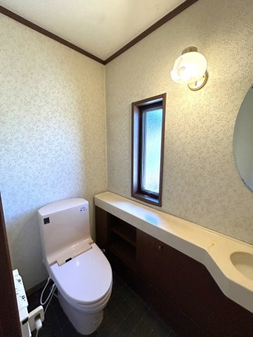 塩川　中古住宅のトイレ