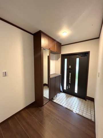 塩川　中古住宅の玄関