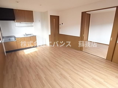  | クレアールB | おしゃれな居間です