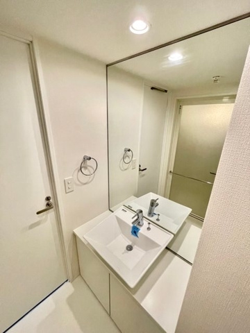 新品家具付きマンション目黒16(KaGood東京)の洗面所
