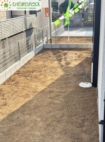 野田市野田4期　新築戸建　2号棟の庭|お子様の元気なお外遊びも、自宅のお庭なら安心ですね(^^♪						
