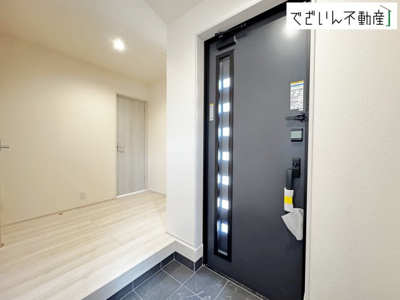 【玄関】 | Livele Garden.S熊谷市末広第5　【平屋】新築住宅 | ≪1号棟≫
現地(2026年4月撮影)