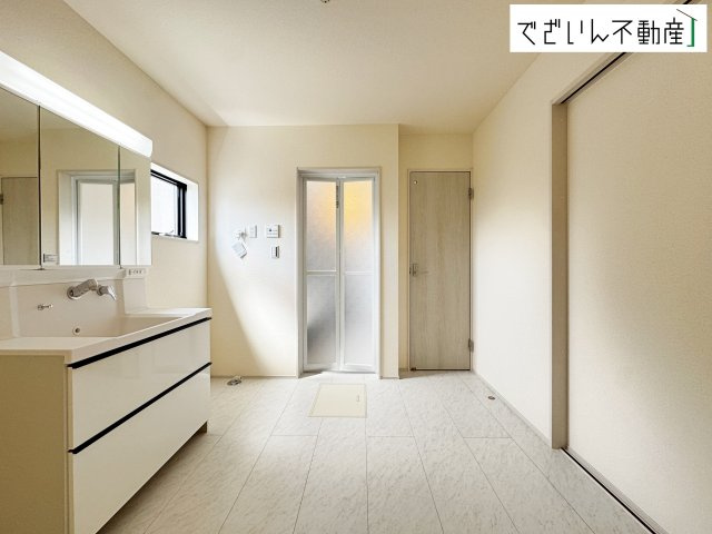 【独立洗面台】 | Livele Garden.S熊谷市末広第5　【平屋】新築住宅 | ≪1号棟≫
現地(2026年4月撮影)