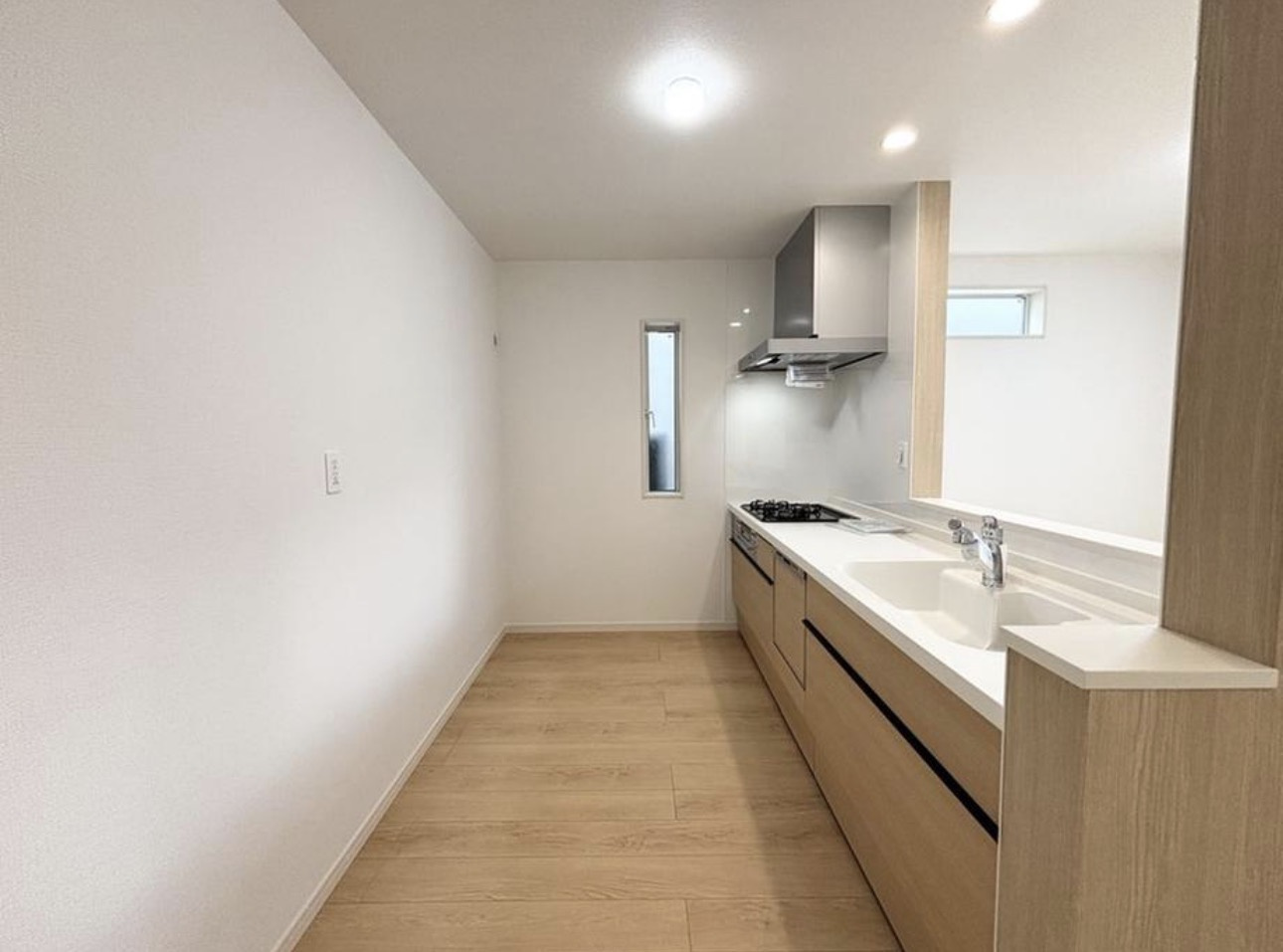 藤沢市城南1丁目　新築戸建　　全２棟のキッチン