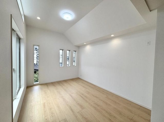 藤沢市城南1丁目　新築戸建　　全２棟の居間・リビング