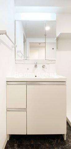 D&Designレジデンス鶴舞の洗面所