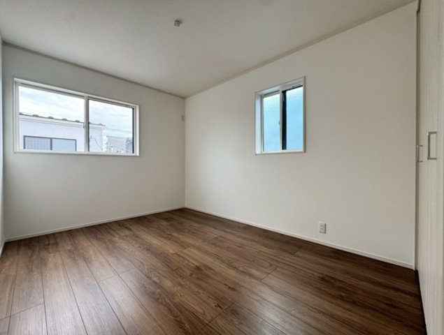 【洋室】 | 行田市持田2丁目　新築戸建　全15棟　5号棟