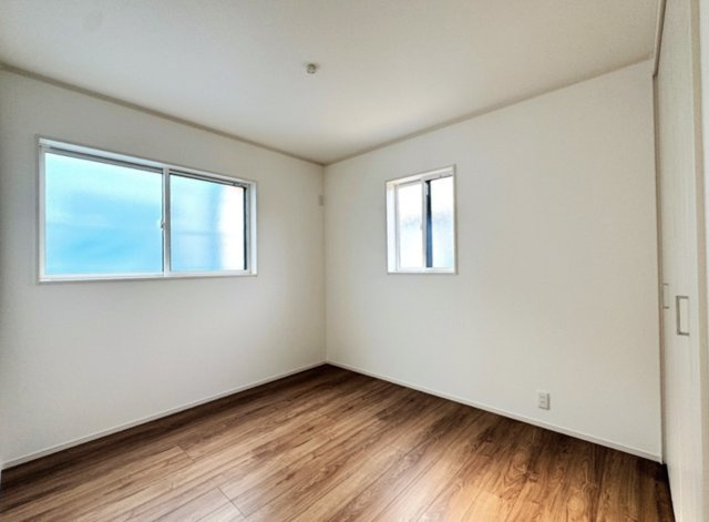 【洋室】 | 行田市持田2丁目　新築戸建　全15棟　5号棟