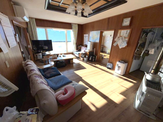 北見市末広町３６６番地５３　中古売家の居間・リビング