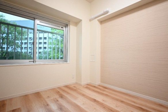 新規リノベーション　全室クロス交換