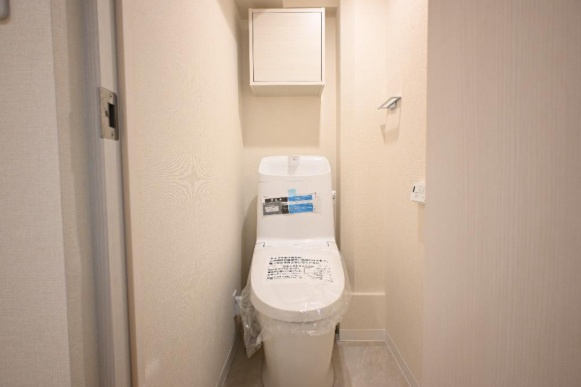 新規リノベーション　トイレ交換