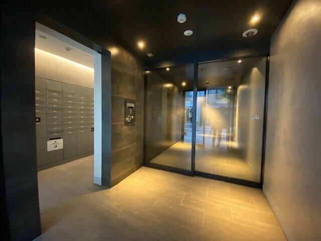 プラウドフラット東神田のロビー