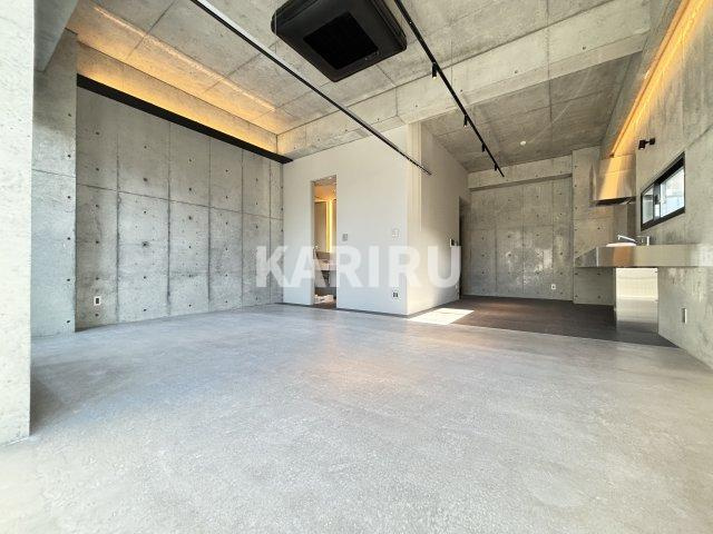 ALFAの居間・リビング