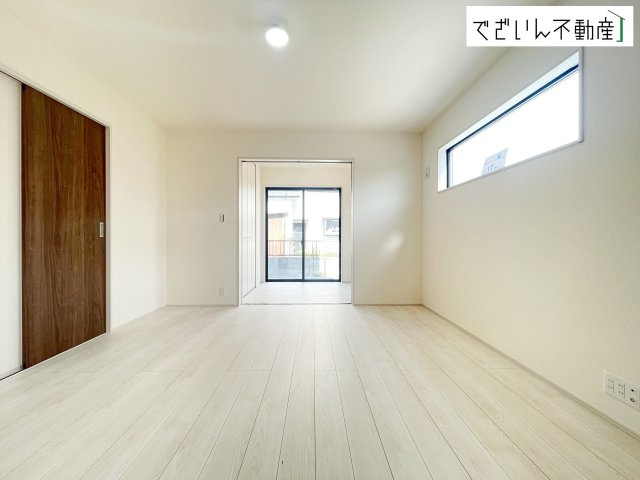 【居間・リビング】 | Livele Garden.S熊谷市末広第5　新築住宅 | ≪2号棟≫
現地(2026年4月撮影)