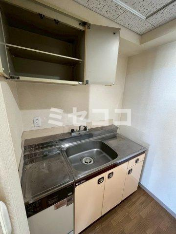 ギャラリービルのキッチン