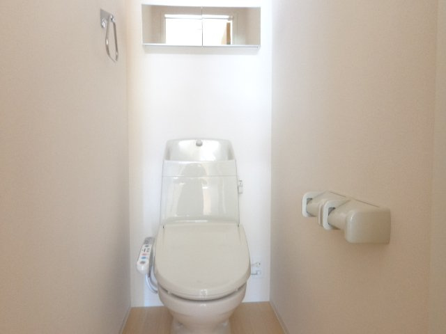 モルトベーネⅠのトイレ|シャワー付トイレ