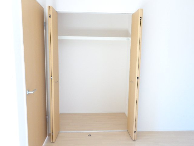 モルトベーネⅠの収納|リビングクローゼット