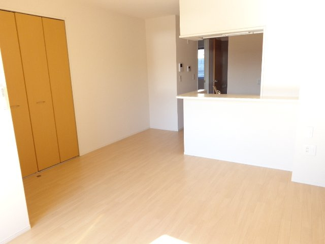 モルトベーネⅠの居間・リビング|リビング