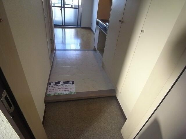 ライオンズマンション椎名町駅前通りの玄関