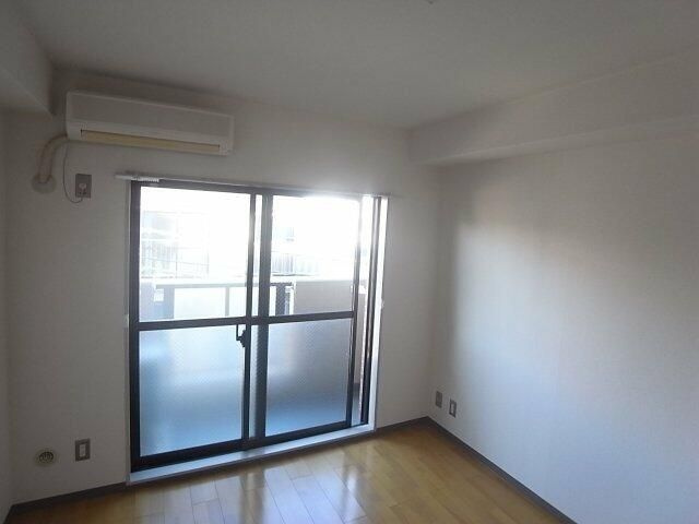 ライオンズマンション椎名町駅前通りの寝室