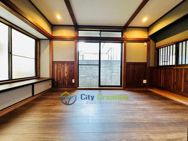 平塚市札場町　中古戸建　57.74坪の居間・リビング