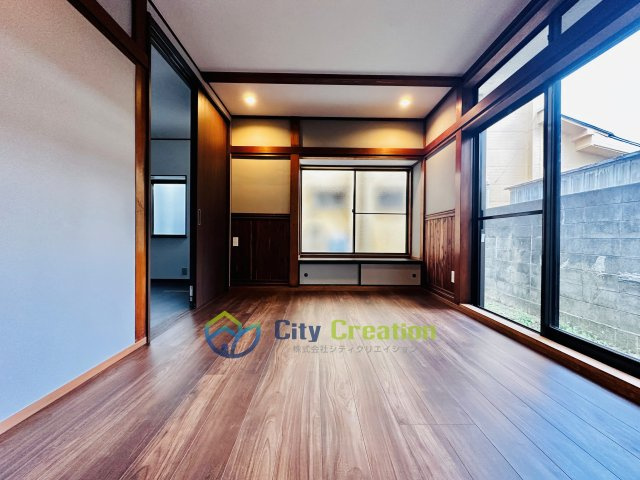 平塚市札場町　中古戸建　57.74坪の居間・リビング