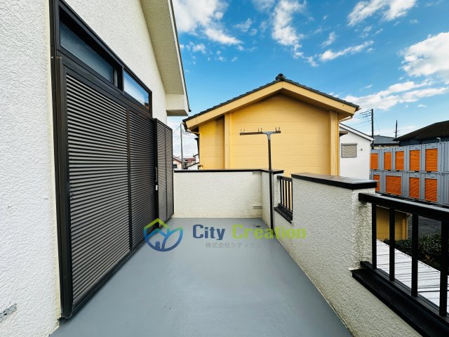 平塚市札場町　中古戸建　57.74坪のバルコニー