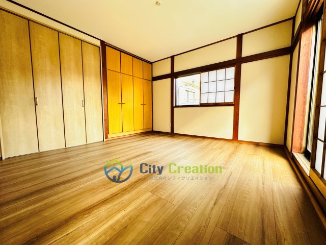 平塚市札場町　中古戸建　57.74坪の洋室