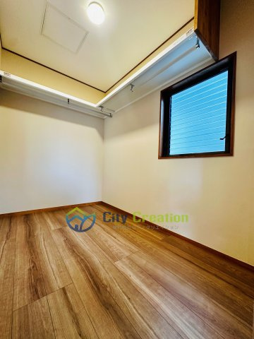 平塚市札場町　中古戸建　57.74坪の収納