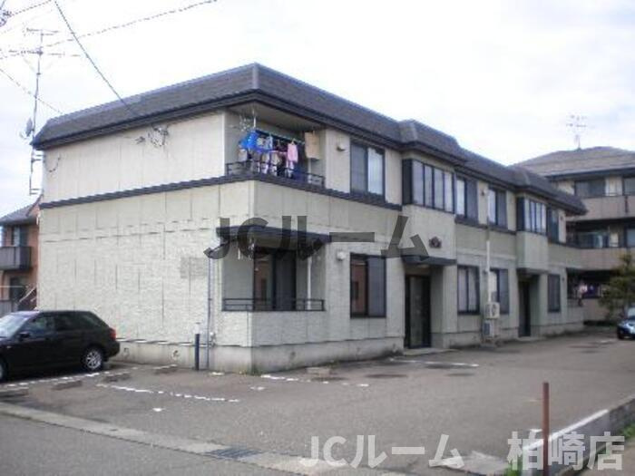 柏崎市豊町のアパート