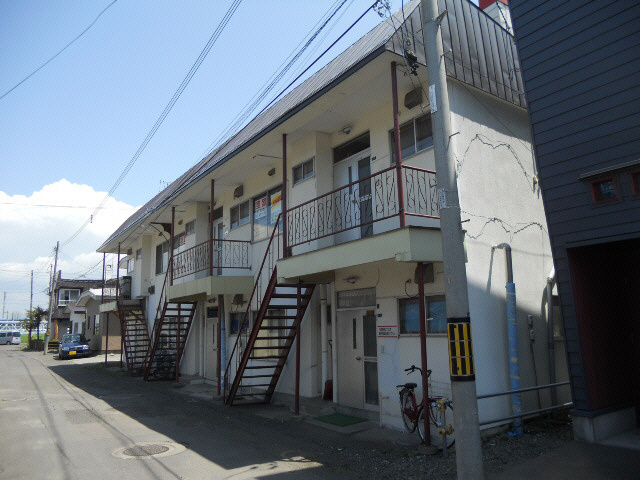 野村マンションの外観